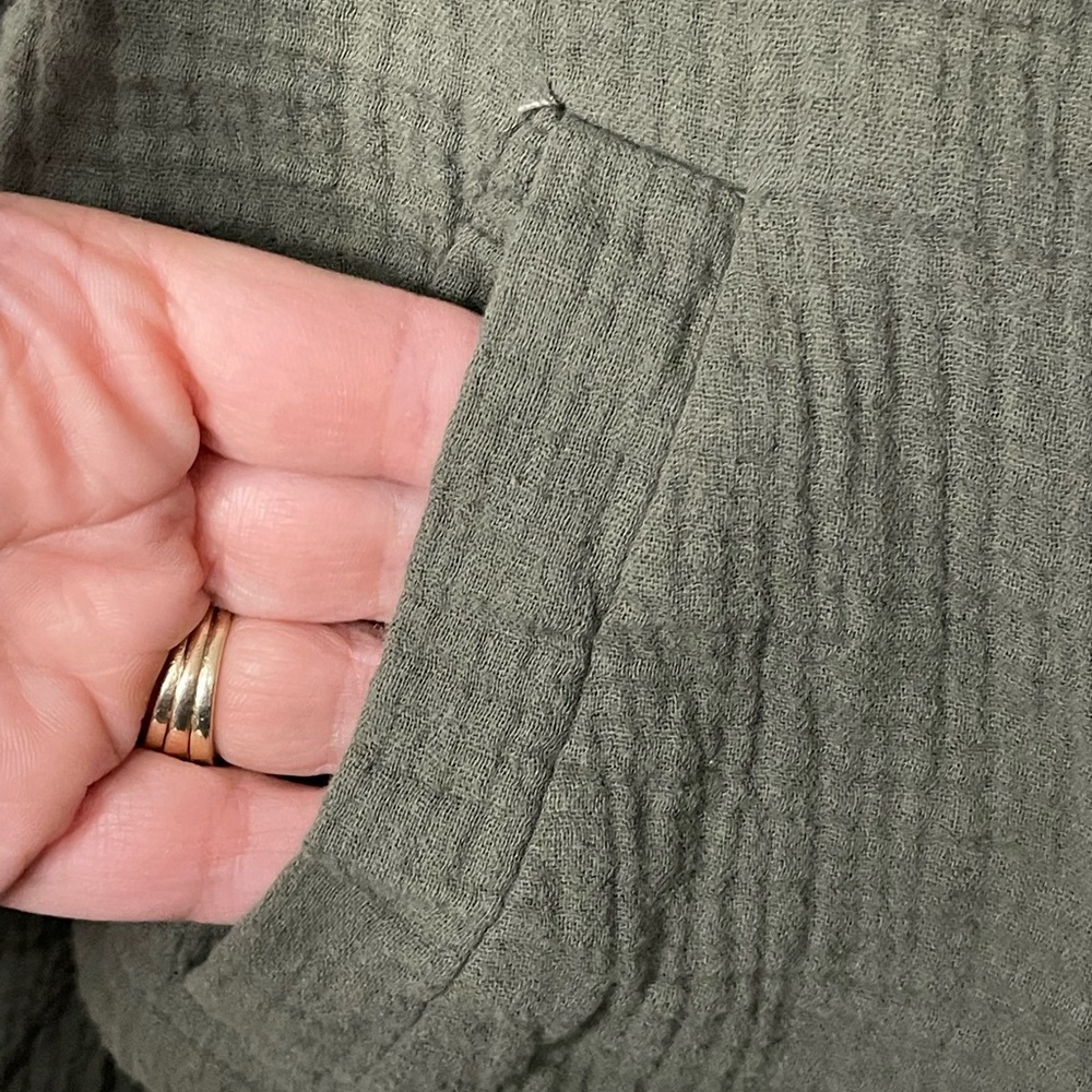 torrid Olive Green Textured Button-Up Hooded Utility Jacket - Picture 7 of 8